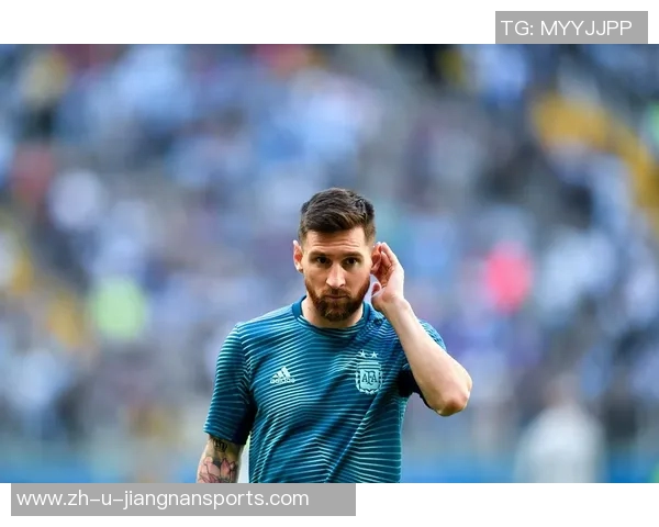 卡塔尔足球赛中备受瞩目的顶级球星及其精彩表现分析